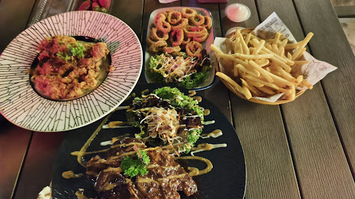 Santai Santai Cafe