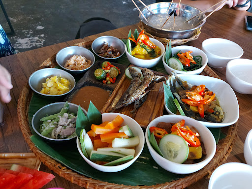 THE NATIVE CAFE