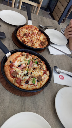 Pizza Hut Restaurant Keningau