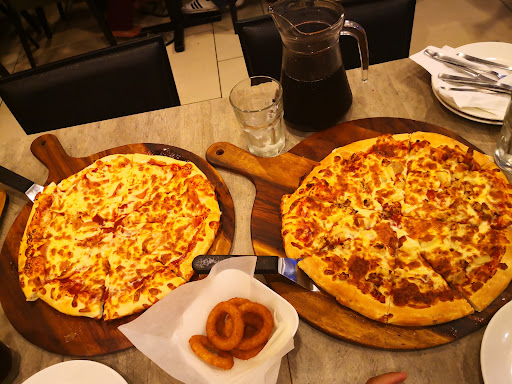 Pizza Hut Restaurant