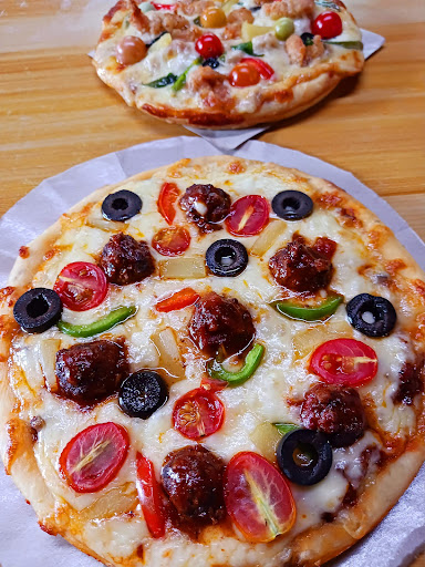 Piza Kampong