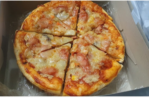 Ina pizza