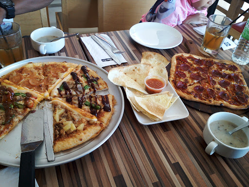 Pizza Hut Restaurant Kuhara Tawau