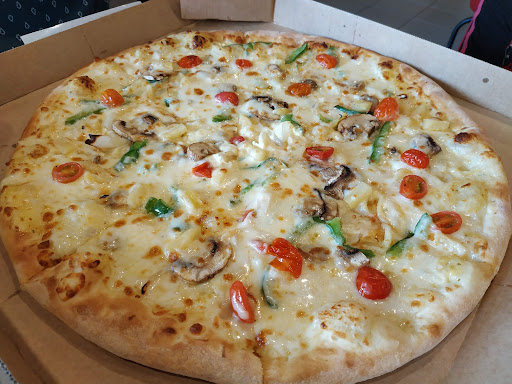 Domino's Pizza Ukay Bistari