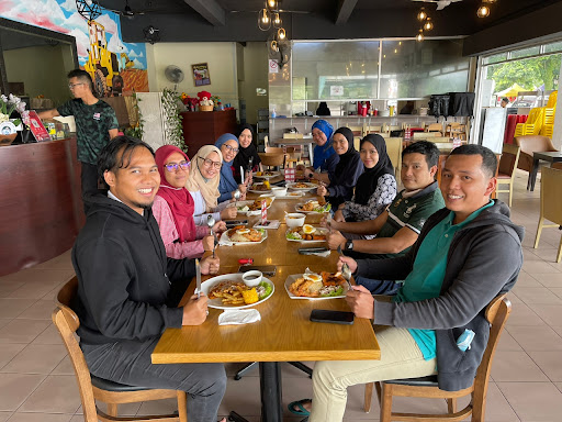 Bulldozer cafe