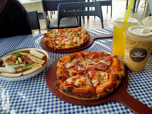 Pizza Sg Klang • Asian Kuih