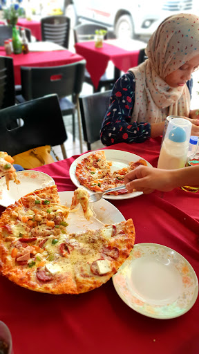 Artisans Pizza