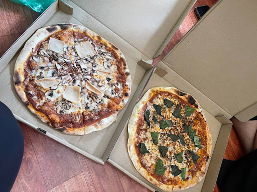 pizza thin crust on fire sungai petani