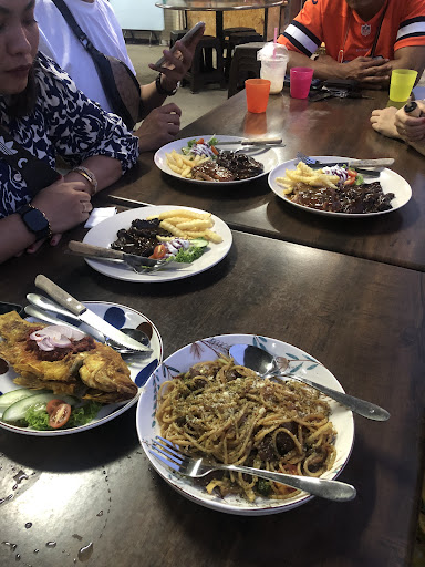 D'Village Kitchen